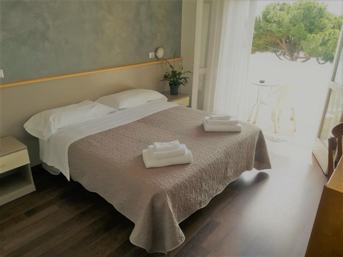 Hotel Marina Celle Ligure Exterior foto